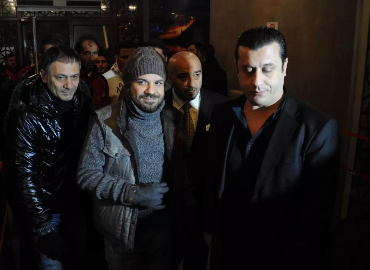 Kenan Doğulu\'dan 14 Şubat Mesajı