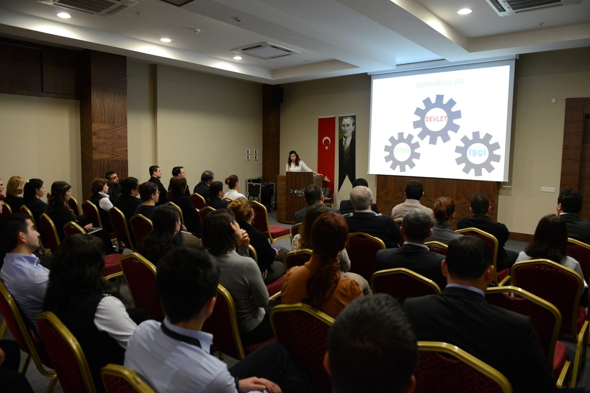 Konyaaltı\'nda"Temel İş Sağlığı ve Güvenliği" Semineri Düzenleniyor
