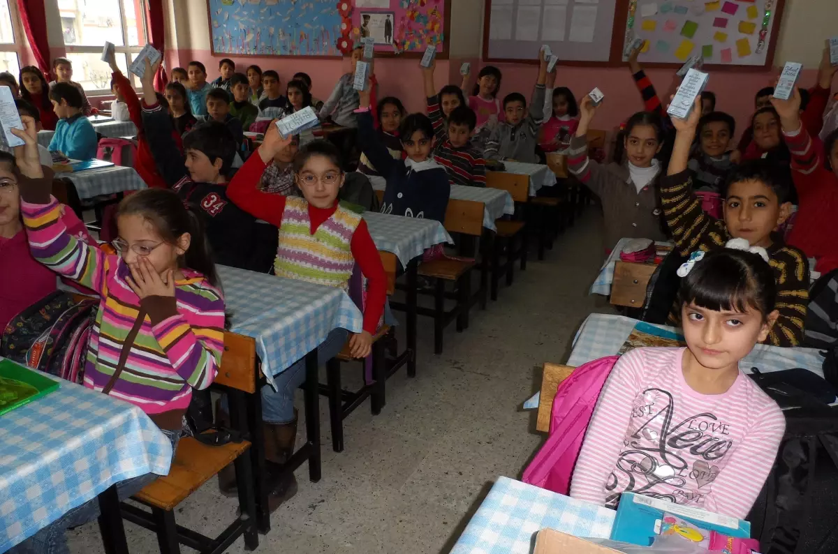 Okul Sütü Dağıtımına Başlandı