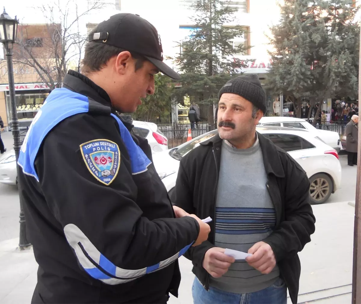 Polis Vatandaşı Dolandırıcılığa Karşı Uyarıyor