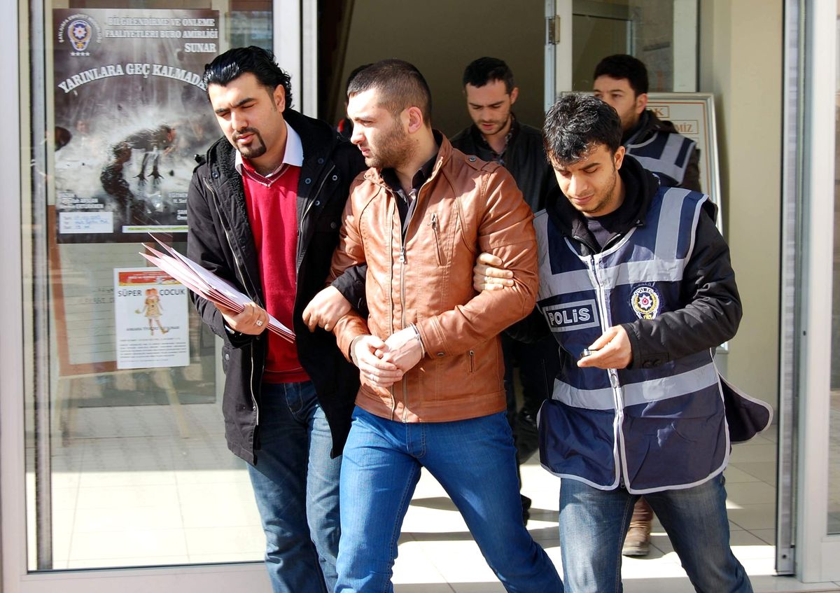 Sahte Altın Satıcıları Yakalandı