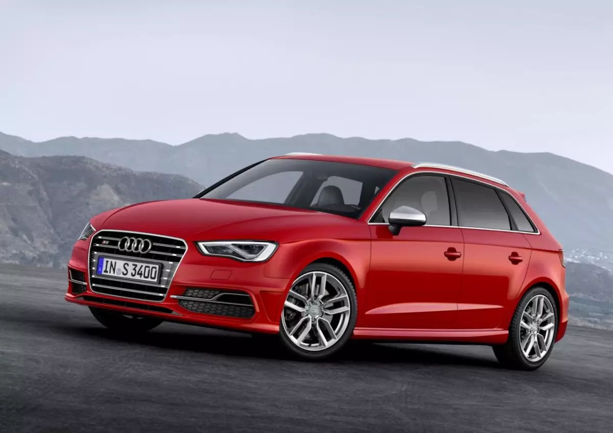 2013 Audi S3 Sportback Beklenmedik Anda Tanıtıldı