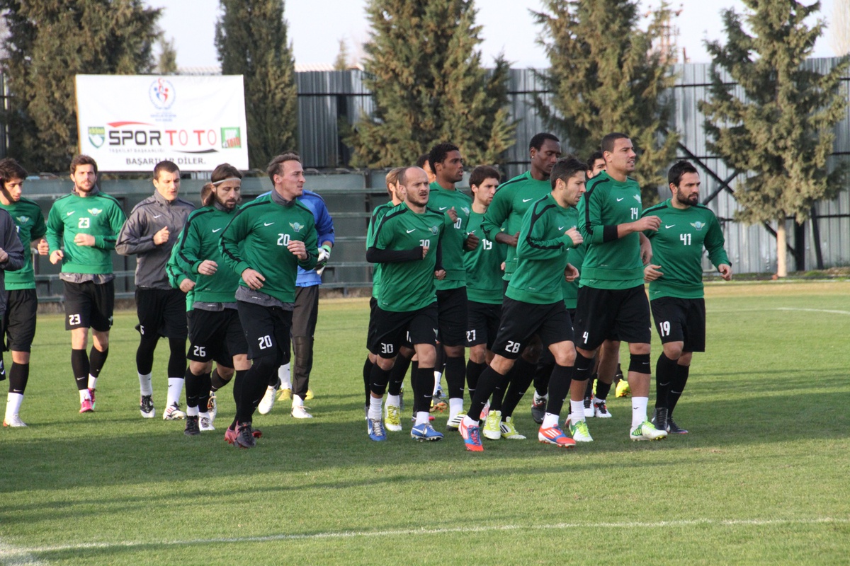 Akhisar Belediyespor\'da Konuşma Yasağı