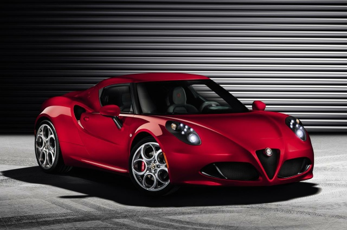 Alfa Romeo 4c Nihayet Günyüzüne Çıktı..
