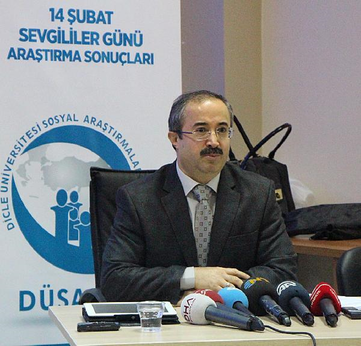 Dicle Üniversitesi\'nden Sevgileler Günü Anketi