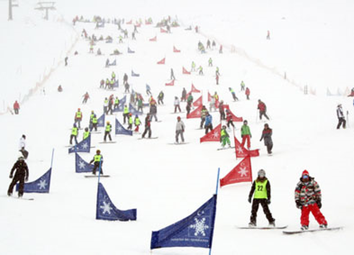 Erzurum\'da Snowbaord 2. Etap Yarışları