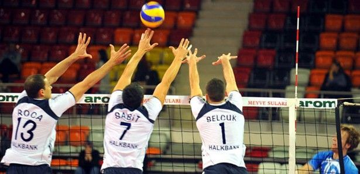 Halkbank Erkek Voleybol Takımı, Cev Kupası Yarı Final Rövanş Maçında Ukrayna\'nın Lokomotiv Kharkiv...