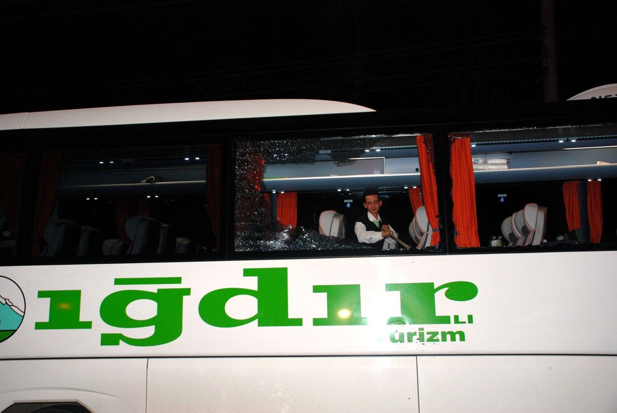 Ordu\'da Yolcu Otobüsüne Taşlı Saldırı