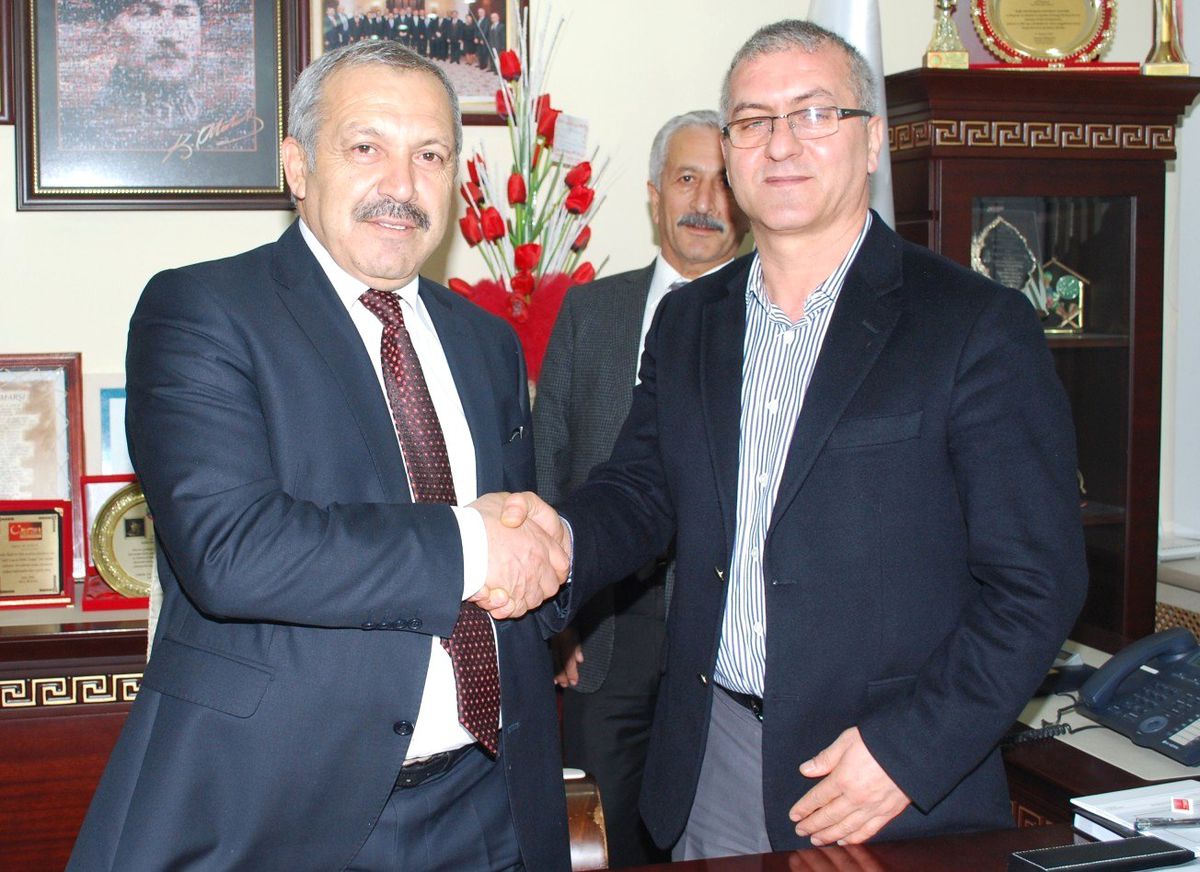 Turhal\'da Toplu İş Sözleşmesi Sevinci