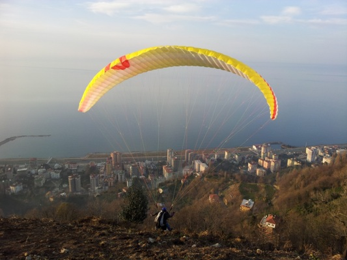 Yamaç Paraşütü Artık Rize\'de Kullanılıyor