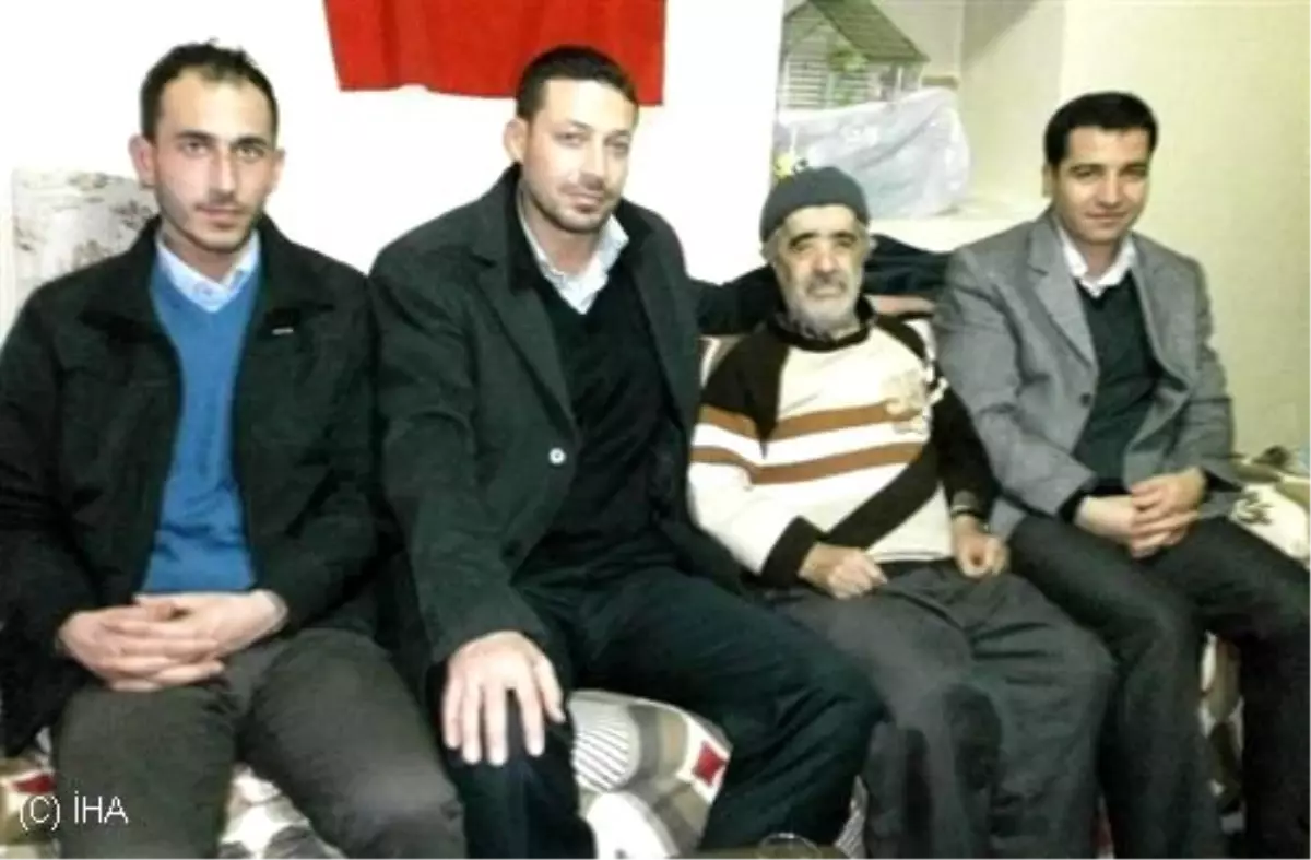 AK Parti Kadın ve Gençlik Kolları Şehit Ailelerini Ziyaret Etti