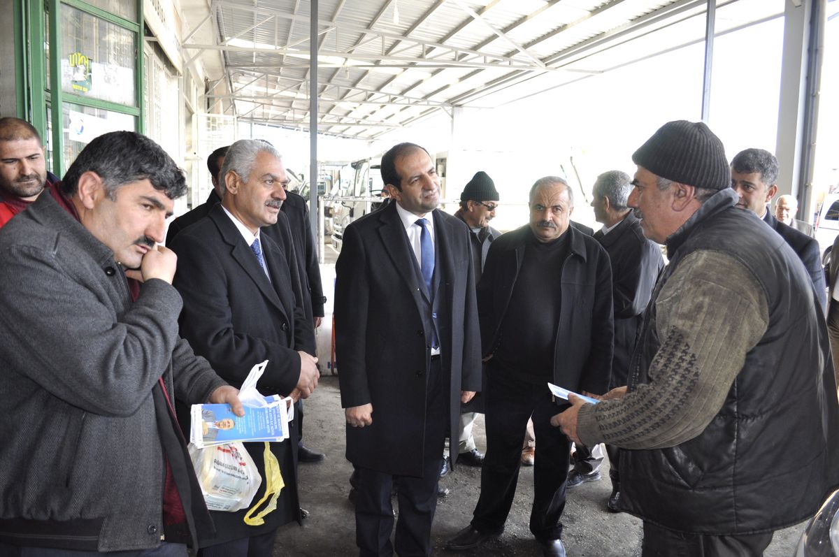 Ak Partili Çiftçi, Sanayi Sitesi Esnafını Ziyaret Etti