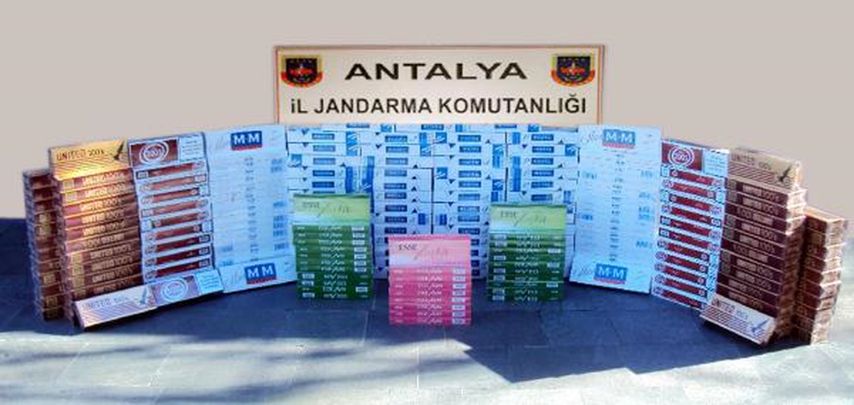 Antalya\'da Kaçak Sigara Operasyonu