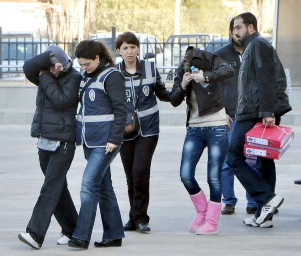 Antalya\'daki Suç Örgütü Operasyonu