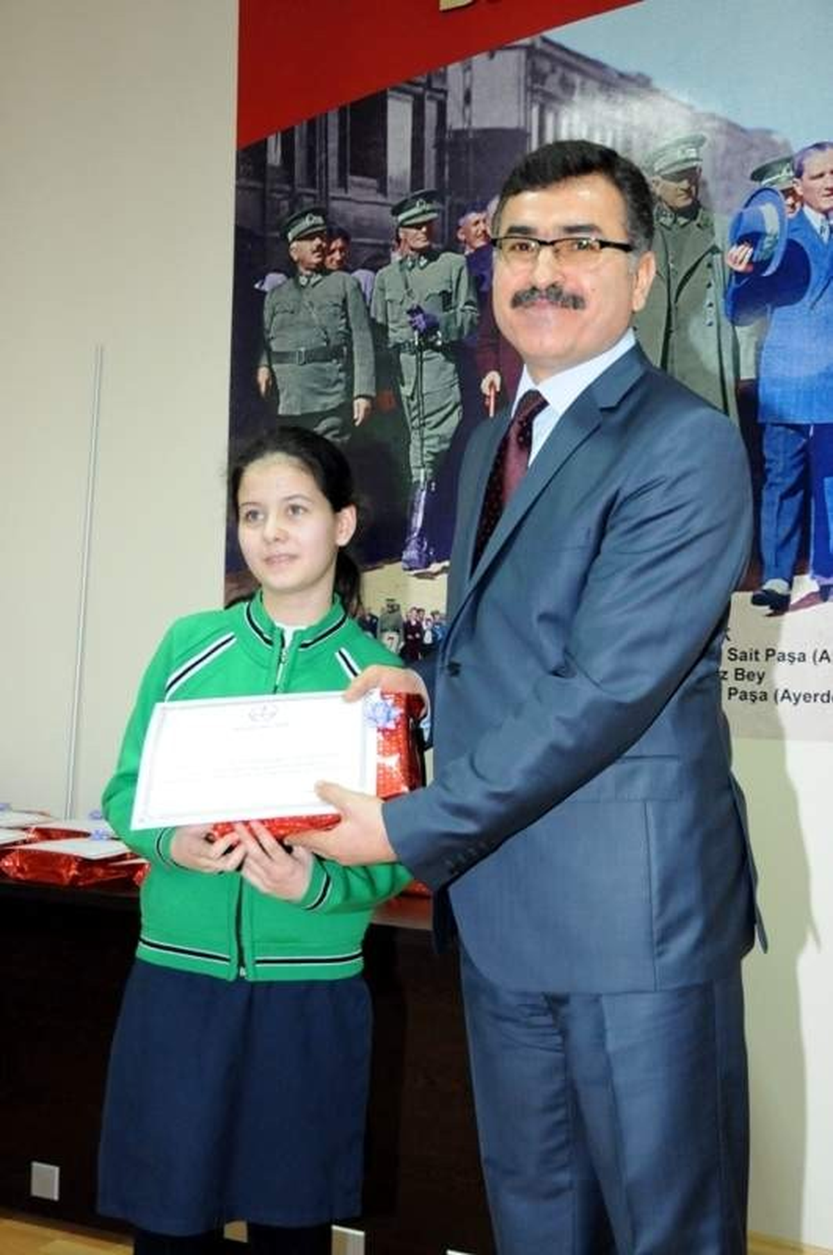 Başarılı Öğrenciler Ödüllendirildi