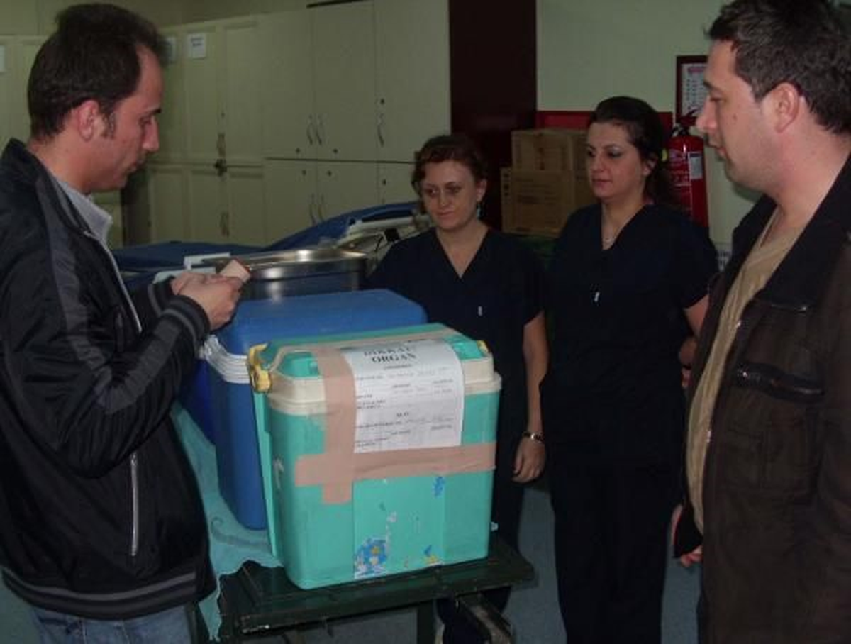 Böbreğini Satmak İsteyenlerin Sayısı Organ Bağışçılarını Geçti