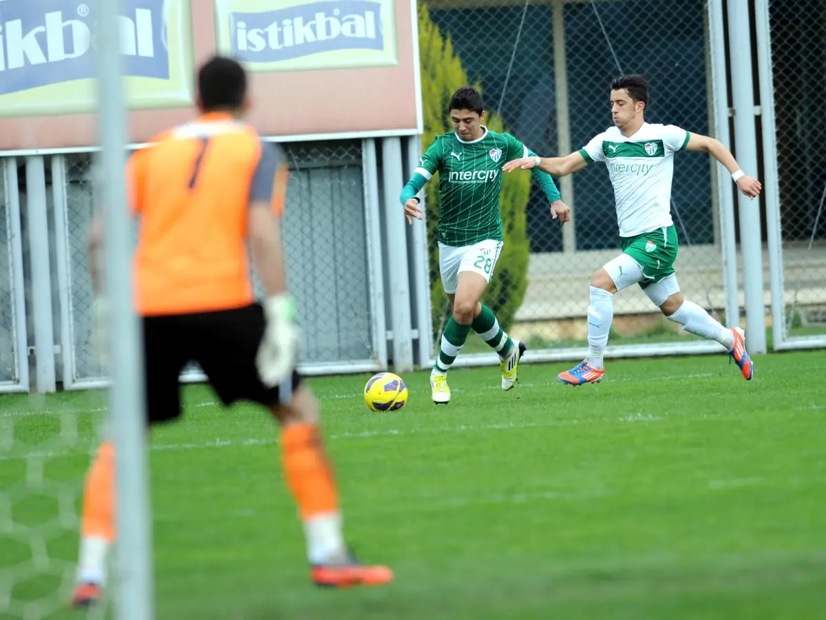 Bursaspor\'un Altyapısı Geleceğe Işık Tutuyor