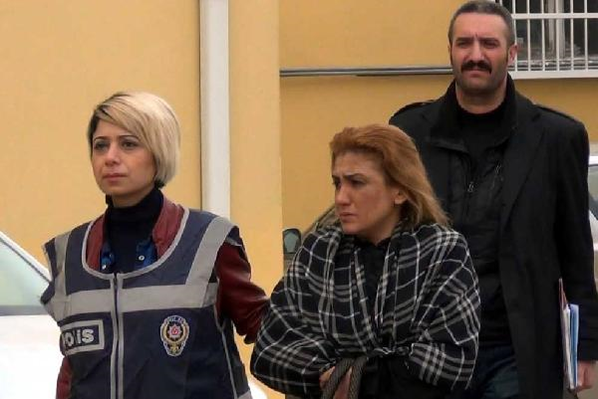 Cüzdanını Çaldı, Tutuklandı