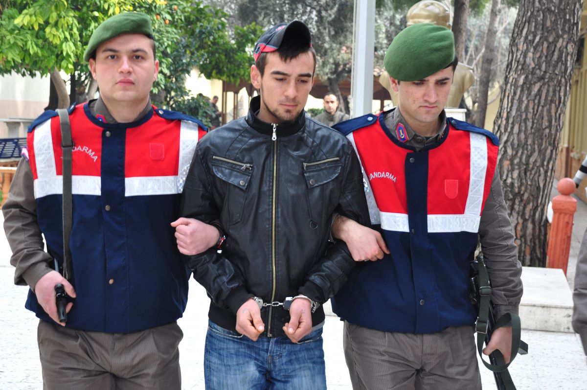 Firari Araç Hırsızı Yakalandı
