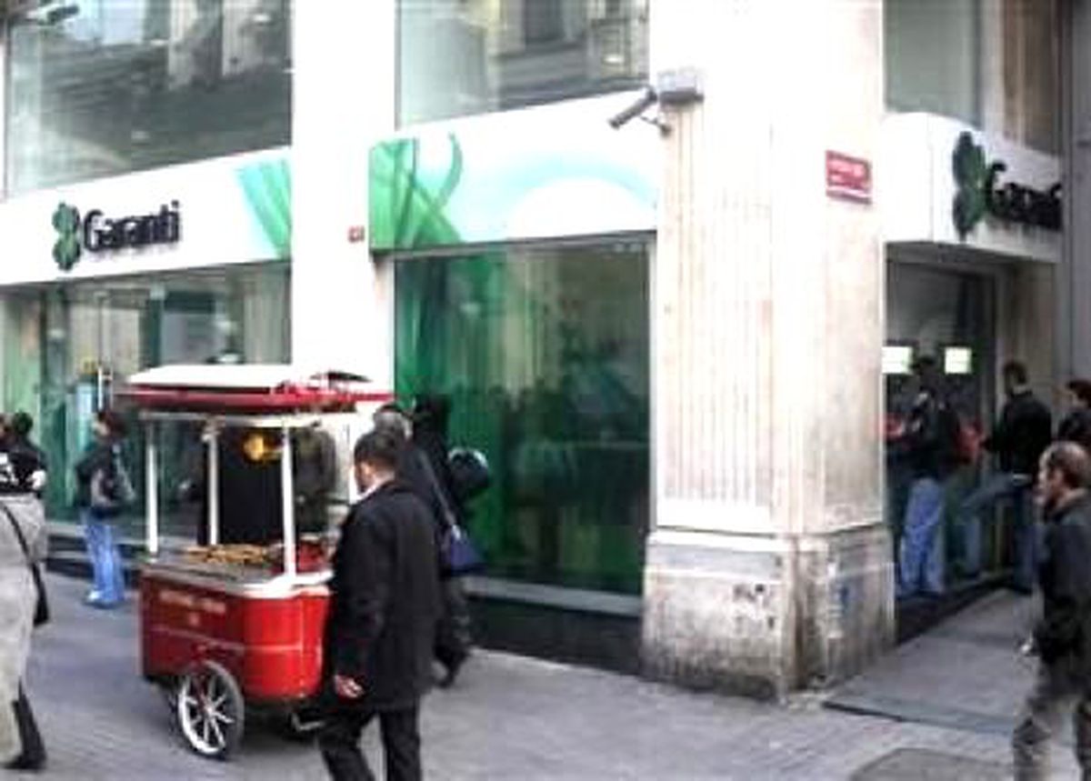 Garanti Smbc ile El Sıkıştı
