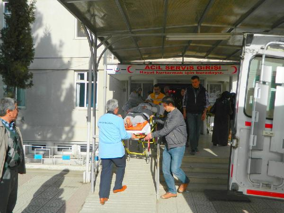 İnşaattan Düşen Usta Ağır Yaralandı
