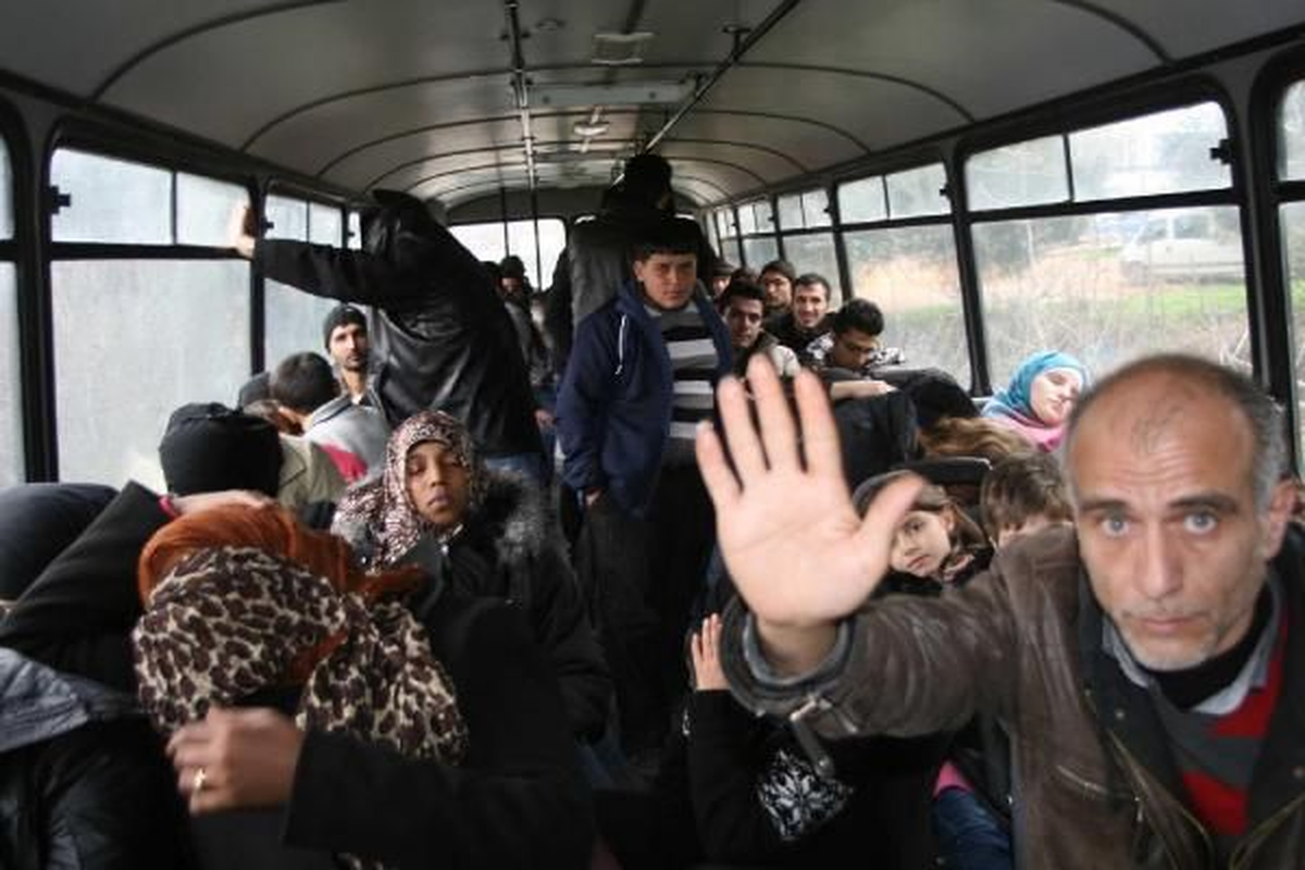 Jandarmadan Villaya Mülteci Baskını