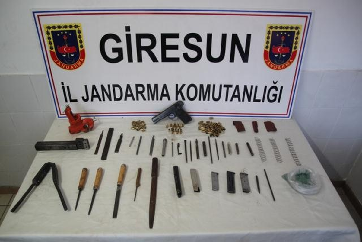 Kaçak Silah İmalatı Yapan 2 Kişi Yakalandı