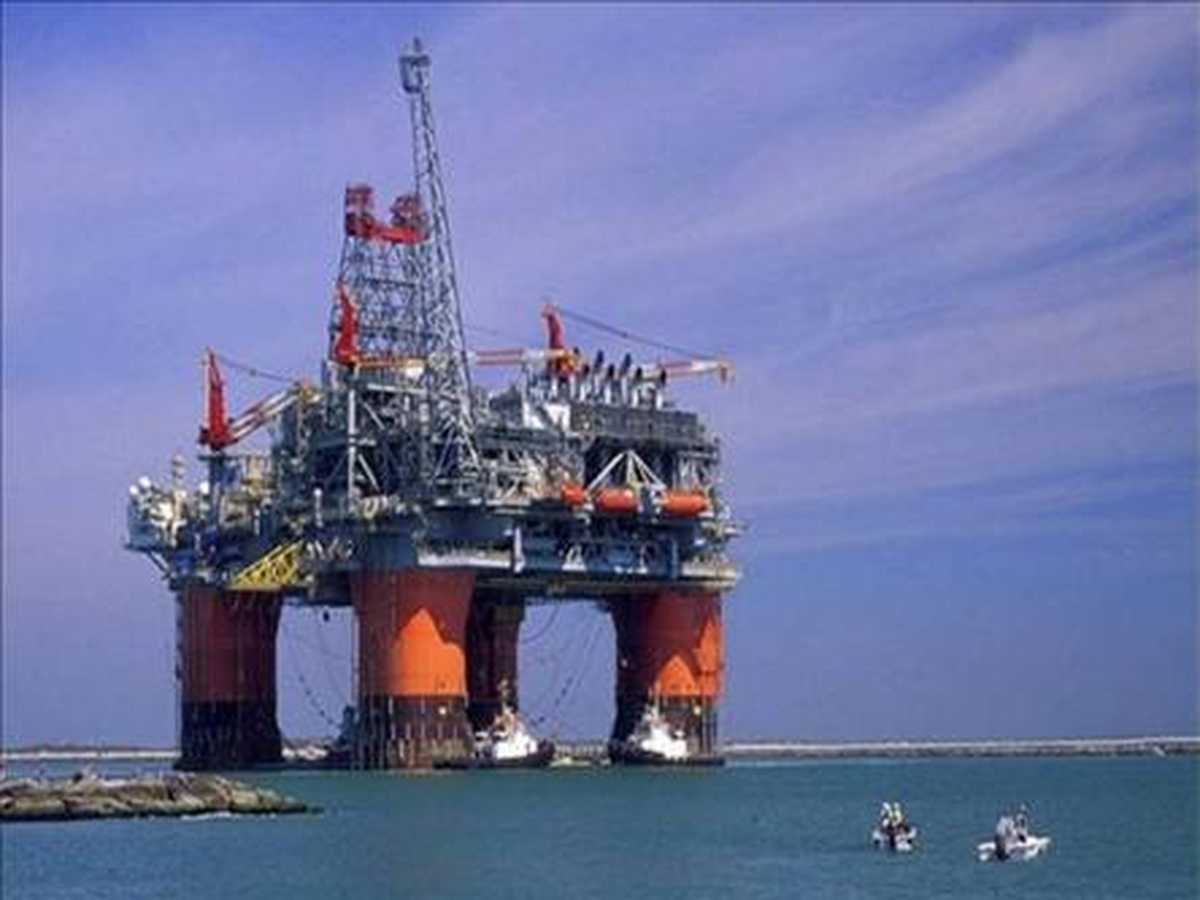 Karadeniz\'de Petrol İçin Dev İşbirliği