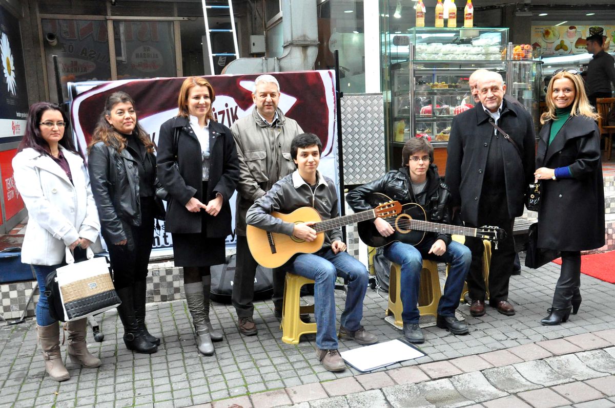 Kent Konseyi\'nden Sokak Konseri