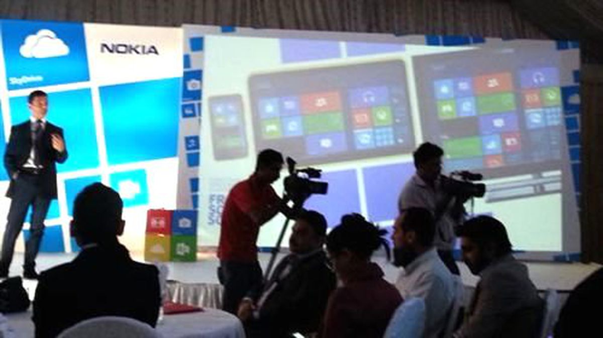 Lumia tablet yakalandı!