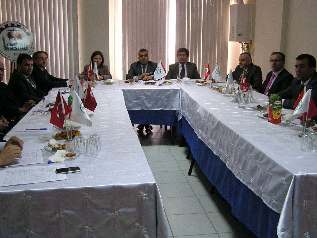 Malatya Sanayici ve İşadamları Derneği\'nde Toplantı Düzenlendi