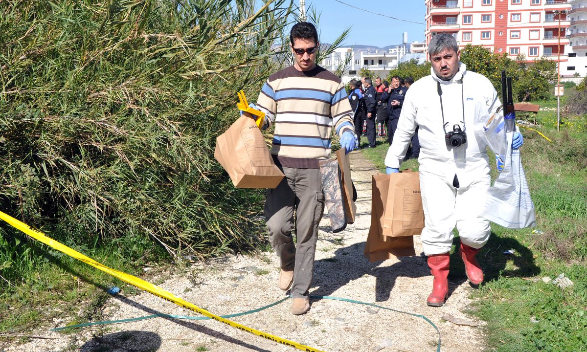 Mersin\'deki Banka Görevlilerine Saldırı