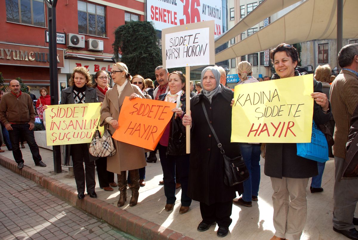 Ordulu Kadınlardan Horonlu Eylem