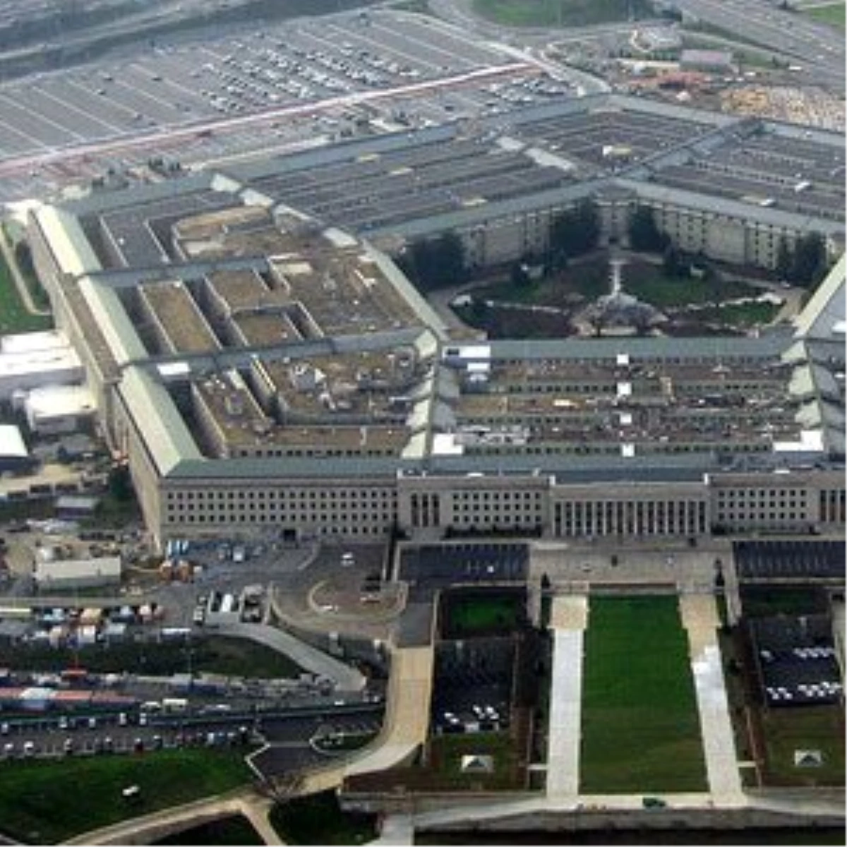 Pentagon, Siber Operasyonları ve İnsansız Hava Araçlı Saldırıları Uzaktan İdare Edenleri de...