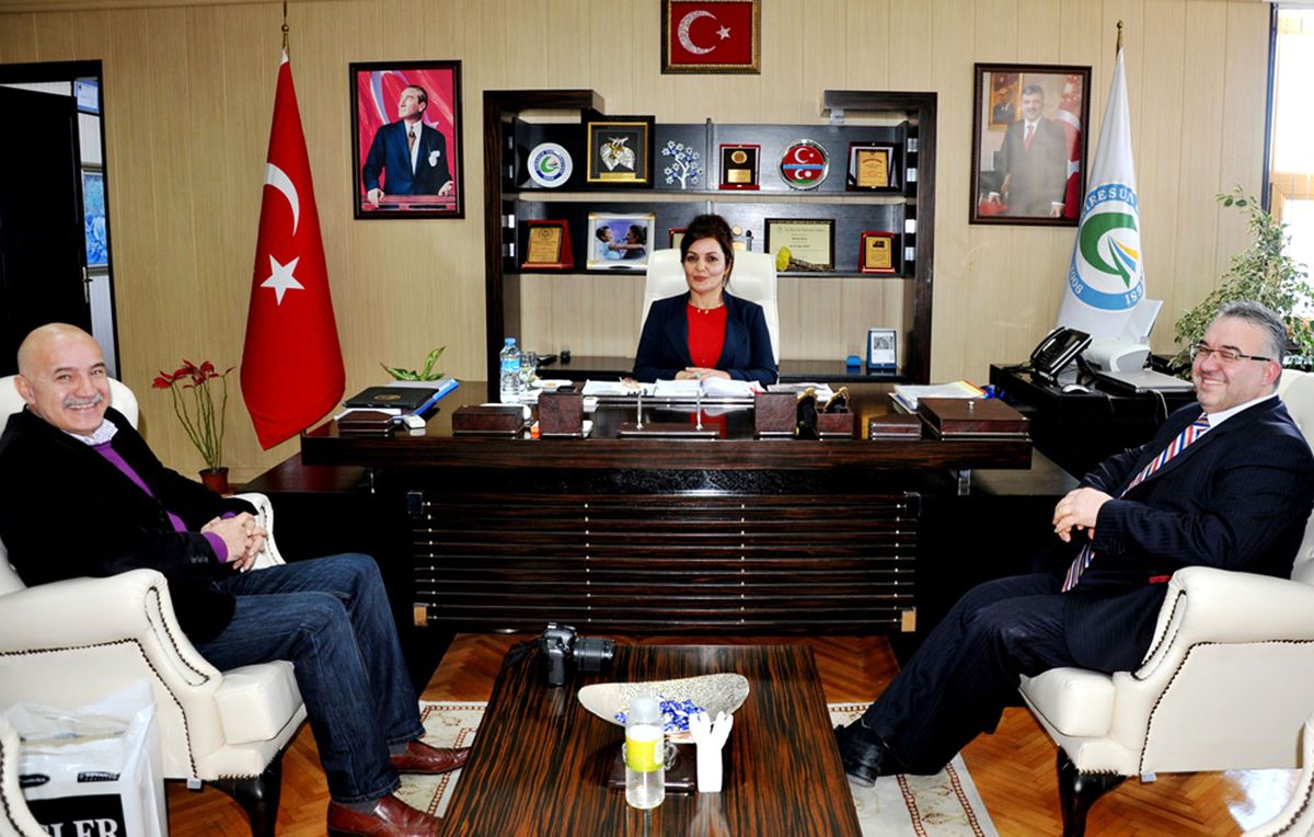 Rektör Attar\'a, Hekim Süt Yöneticilerinden Ziyaret