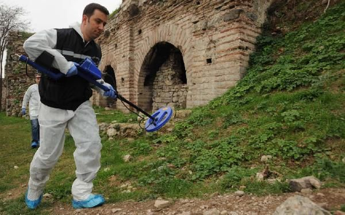 Sarai Cinayetinde 10 Kişi Aranıyor
