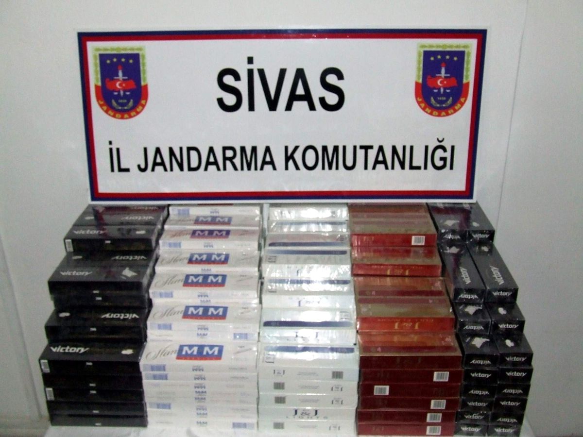 Sivas\'ta Kaçak Sigara Ele Geçirildi