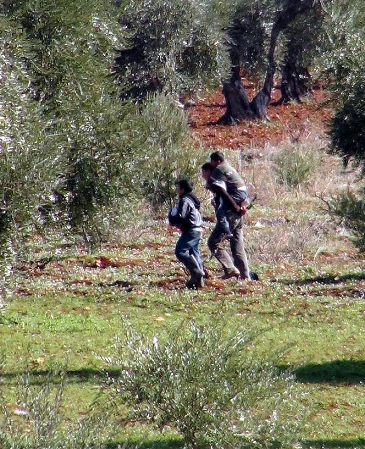 Suriye Uçakları, Muhalifleri Bombaladı