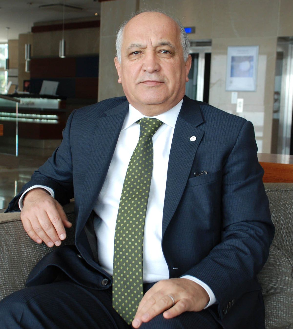 Türk Kızılayı Kadınlardan Şikayetçi