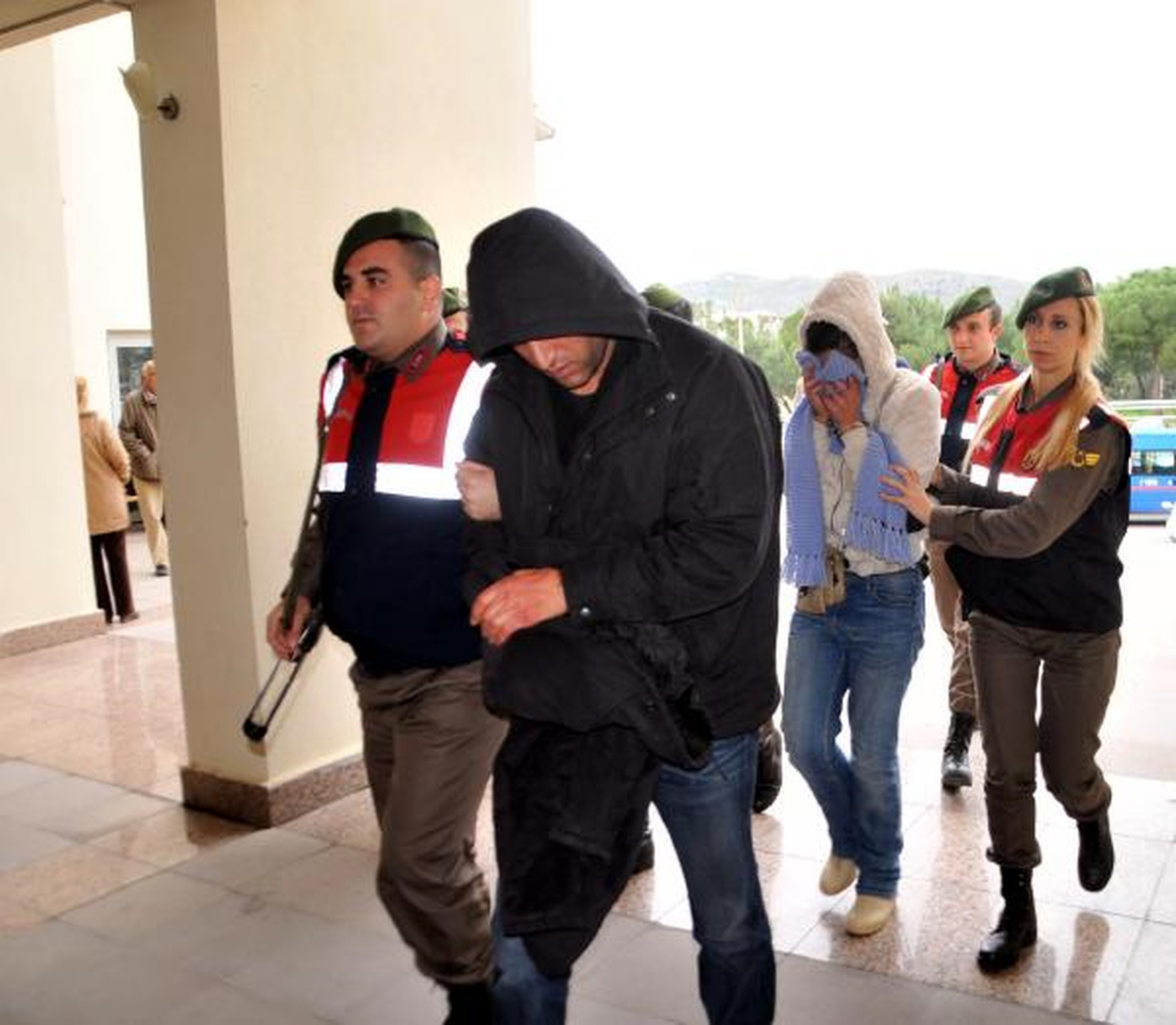 Uyuşturucu Operasyonu Şüphelileri Adliyede