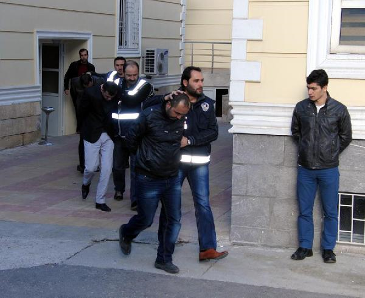 Zehir Tacirlerine Operasyon: 10 Gözaltı