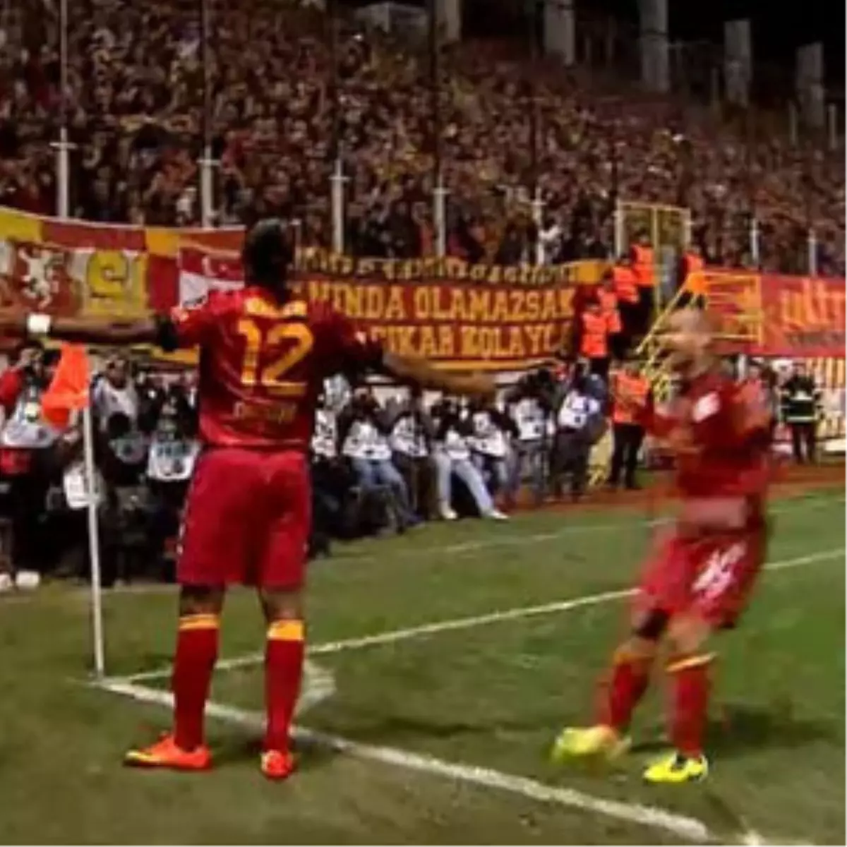 Akhisar Belediyespor: 1 - Galatasaray: 2