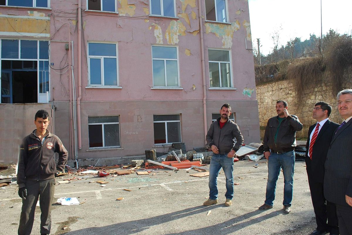 Aksoy, İhl\'yi Yerinde Gördü