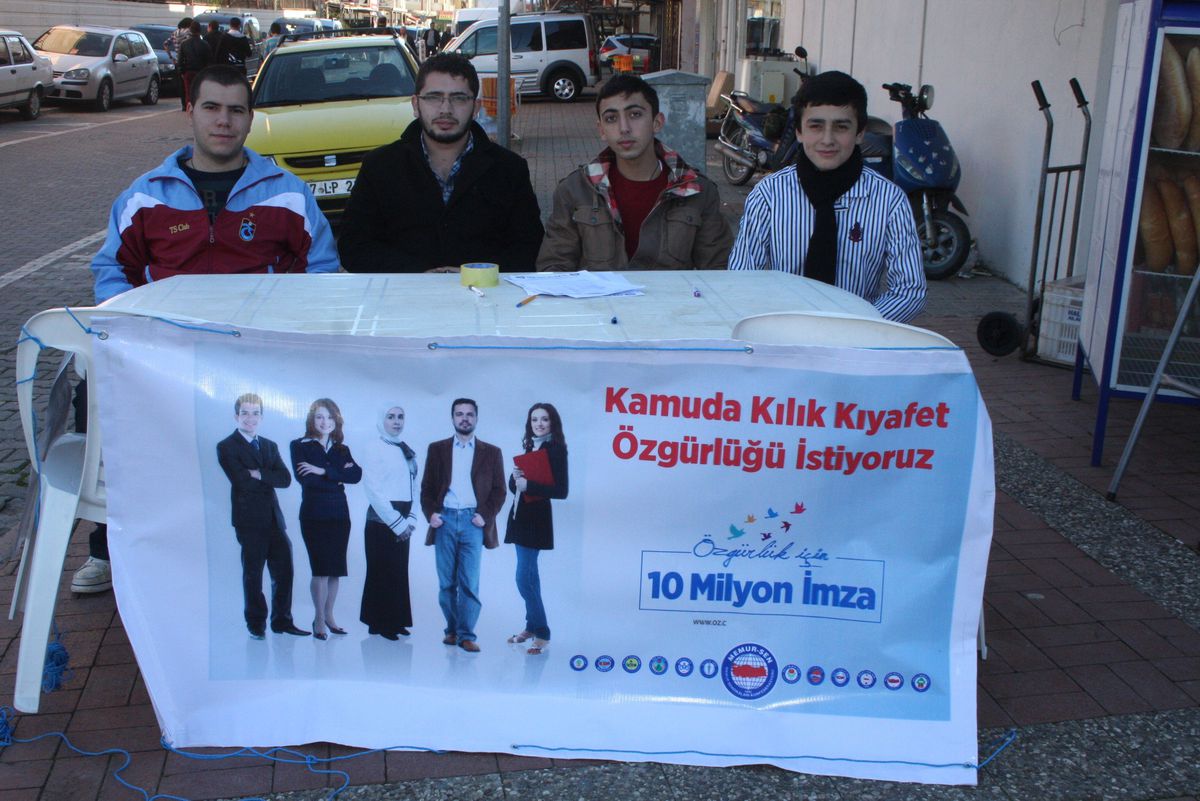Anadolu Gençlik Dergisi\'nden Destek