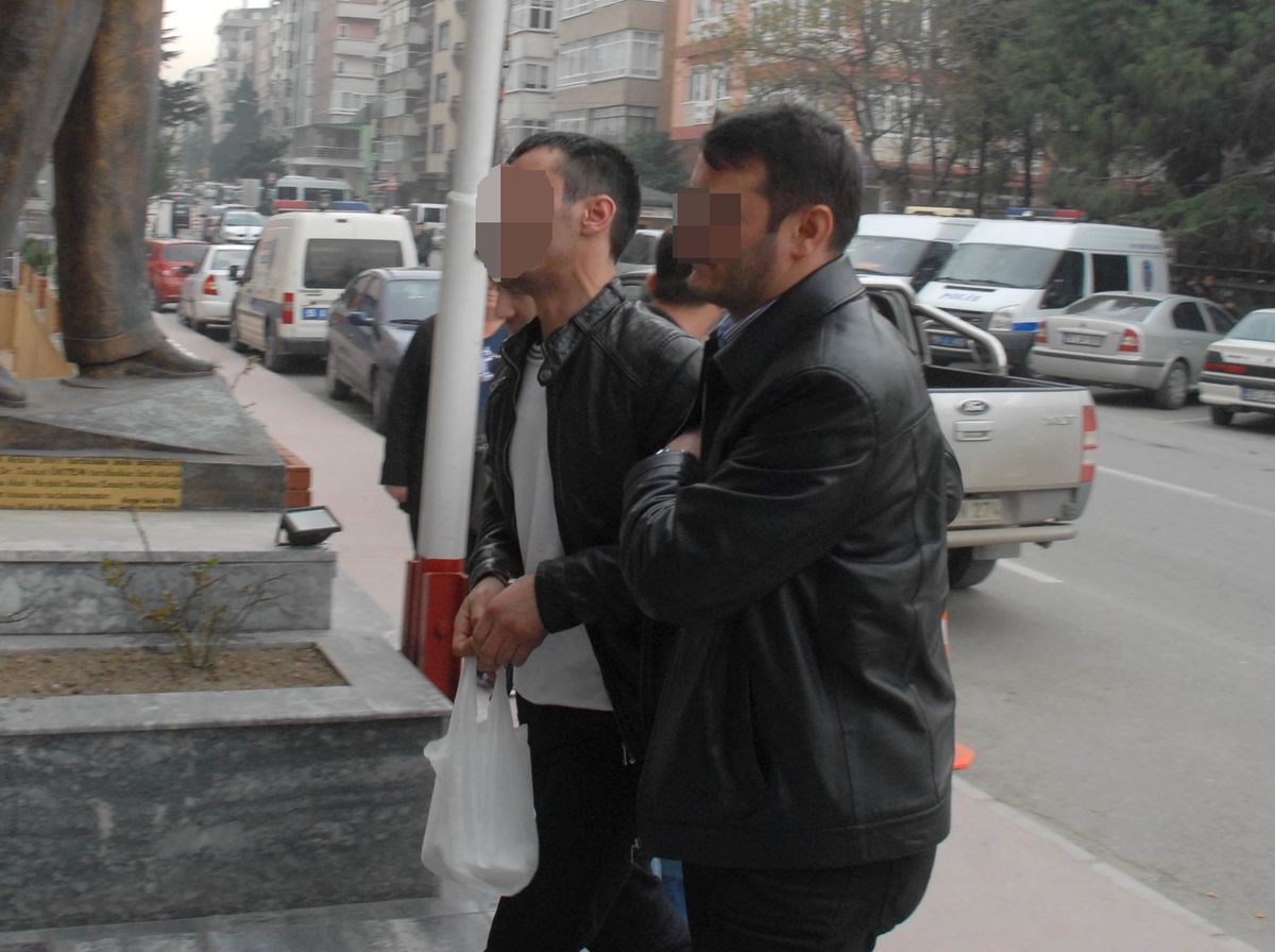 Antalya Polisinin Uyuşturucudan Aradığı Genç Samsun\'da Yakalandı