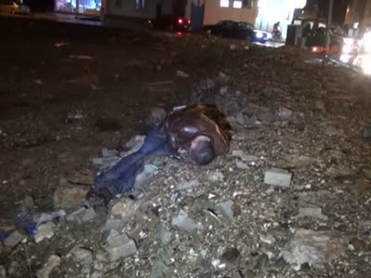 Fethiye Düşüp Başından Yaralandı, Sağanak Altında Yarım Saat Yardım Bekledi Düşüp Başından...