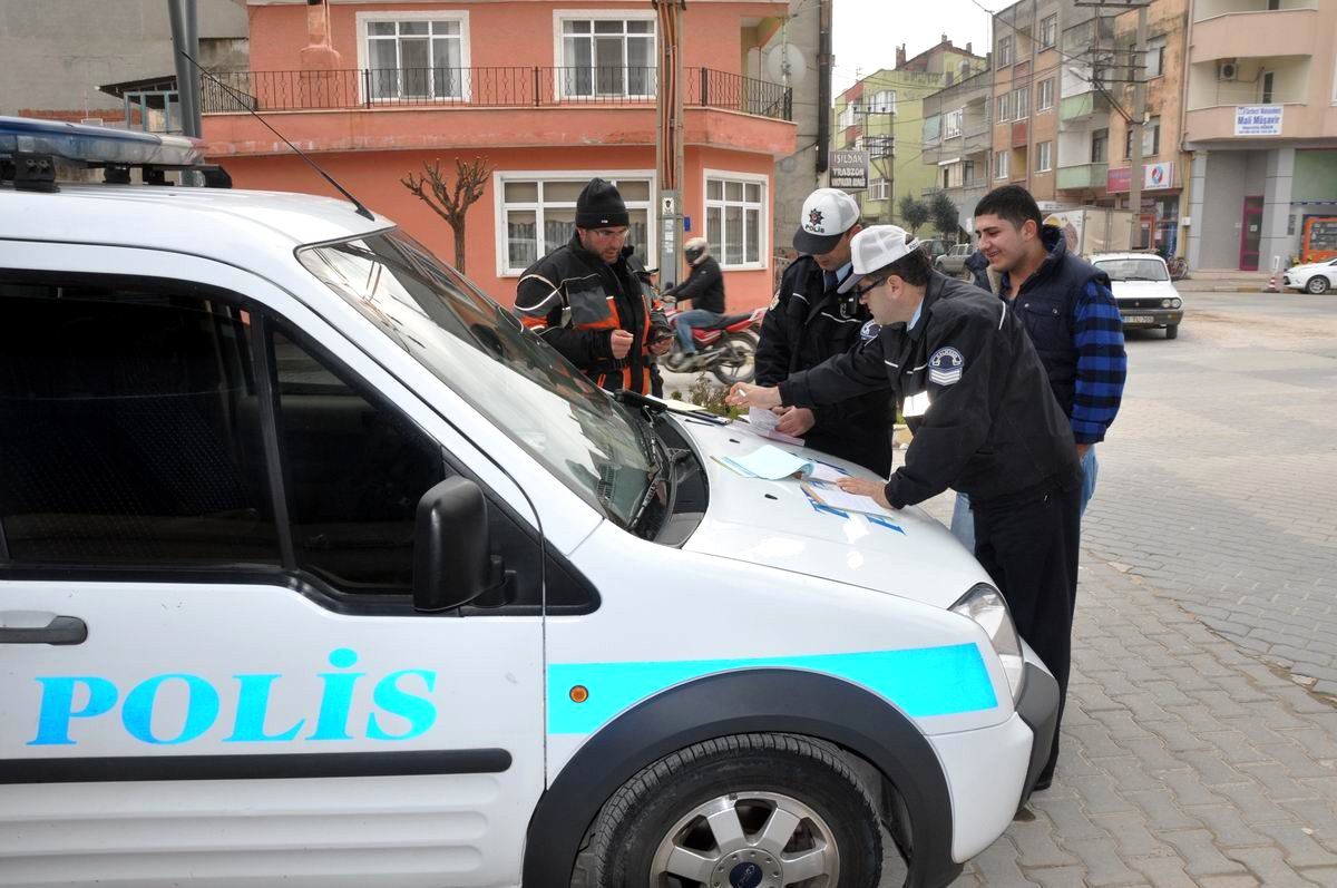 Gönen\'de Motosiklet Denetimi