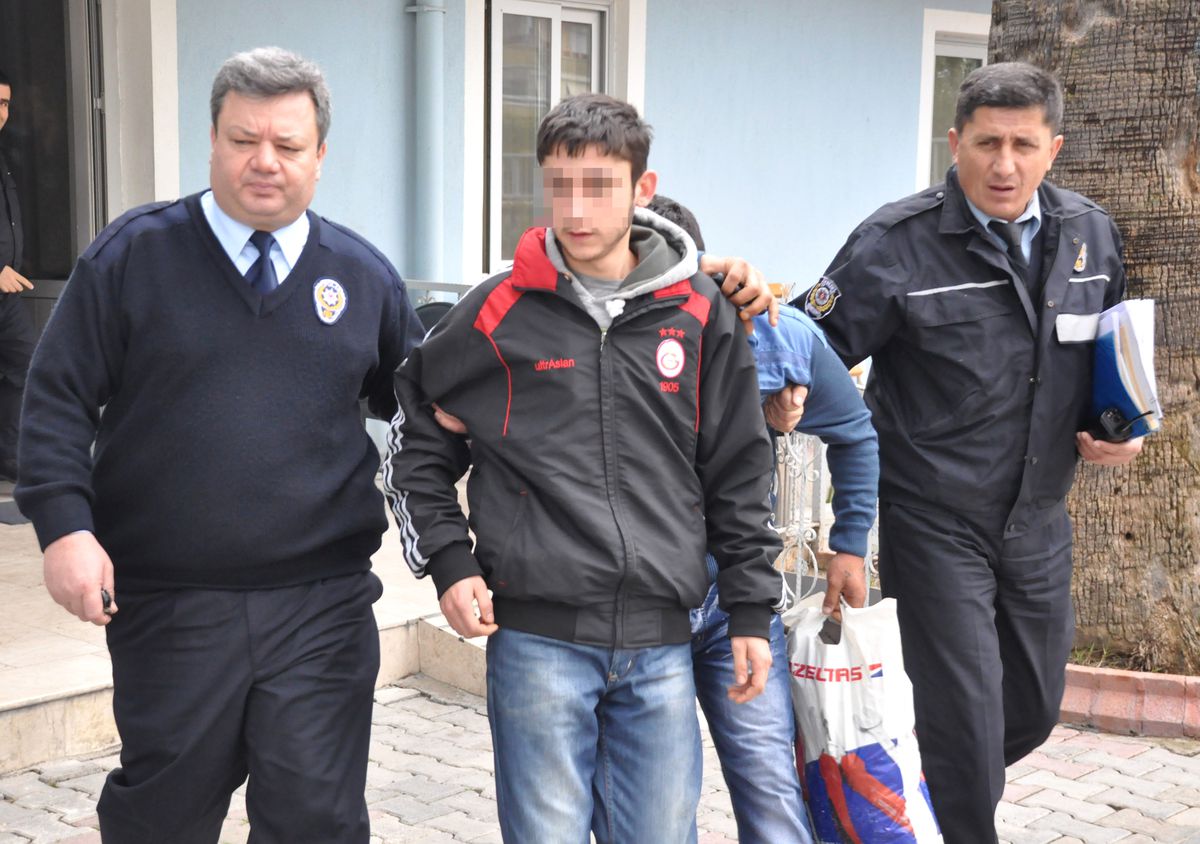Güvercin Hırsızları Kovalamaca Sonucu Yakalandı