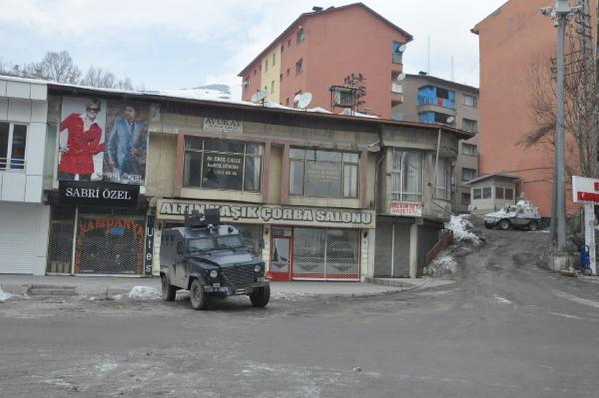 Hakkari\'de Tamamen, Van\'da Kısmen Kapenkler Kapalı