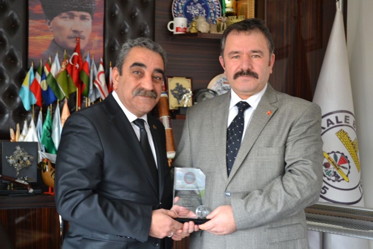 Kale Belediye Başkanı Yılın Başkanı Seçildi